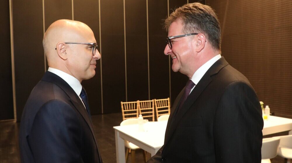 Vučević razgovarao sa Lajčakom na margini međunarodne konferencije u Atini 1