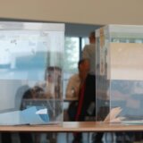 Novosađani odlučuju o gradskoj vlasti, prvi presek izlaznosti u 10.30 5