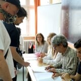 Opozicija u Subotici optužila SNS za kupovinu glasova i vođenje paralelnih biračkih spiskova 7