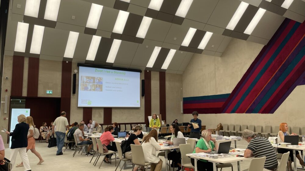 Radnici iz Srbije "zagrejani" za rad u Sloveniji: Koji su uslovi i koja zanimanja se traže? 1