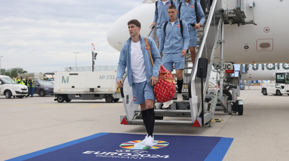 „Orlovi“ sleteli u Minhen, pa produžili u svoju bazu u Augzburgu 1