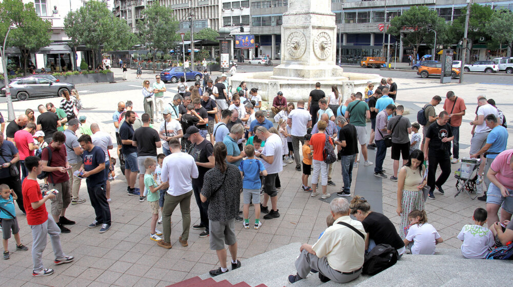 I venčanje može da pričeka kad su sličice u pitanju: Kako izgleda menjaža kod hotela Moskva (FOTO) 1