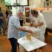 "Više slučajeva porodičnog glasanja": Šta su sve posmatrači Cesida uočili na biračkim mestima od 9 do 11 sati? 2