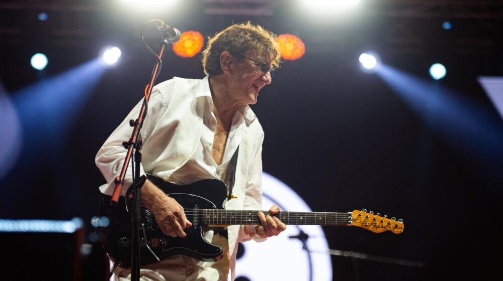 Počelo je uz vrišteću „Padaju zvijezde“...: Veličanstven koncert Bijelog dugmeta na Arsenal festu 1