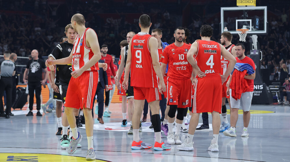 Meč u “Beogradskoj areni” se nastavio bez publike i Partizana, Crvena zvezda šampion Srbije 1