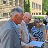 "Pozivamo Vučića da održi obećanje": Udruženju iz Vukovara otkazan sastanak u Tužilaštvu za ratne zločine jer su svi tužioci na godišnjem odmoru 5