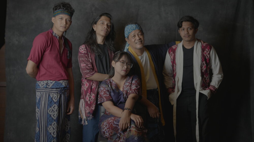 Zvučna toplina Dalekog istoka na otvaranju Nišvila: Indonežanski kvintet Vertigong 15