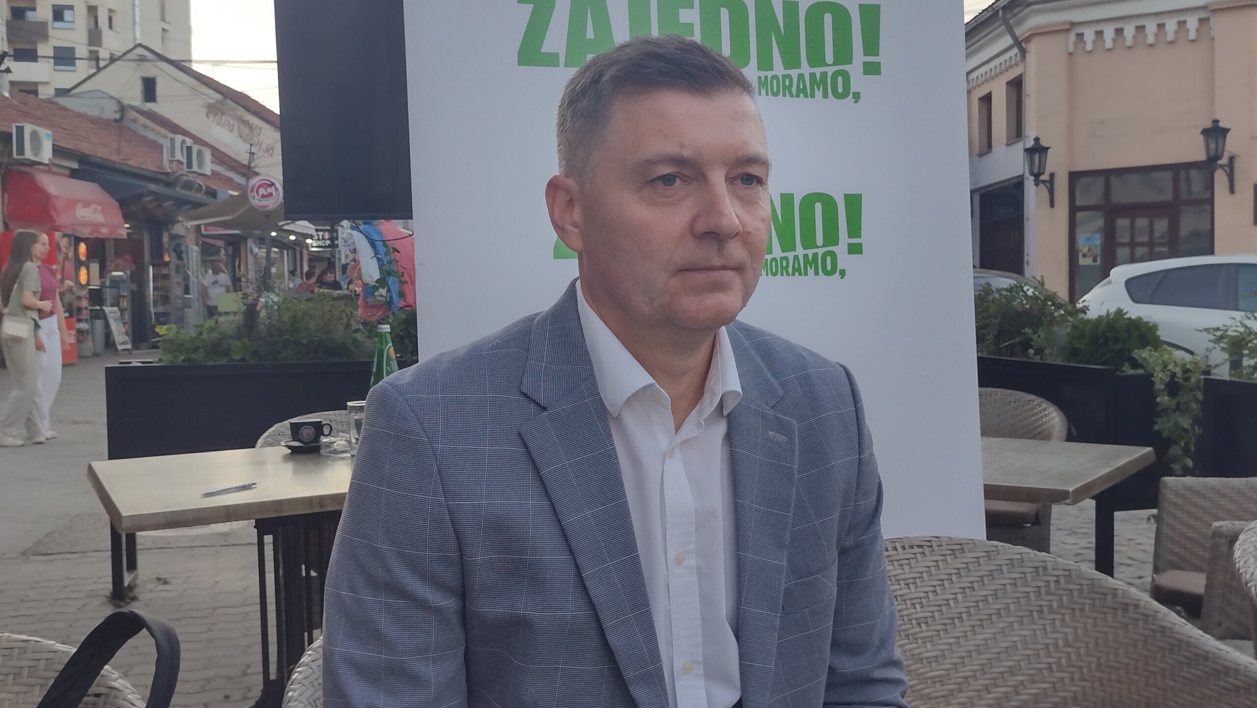 Šabac pod pritiskom: Na meti svi koji nisu za naprednjake - prosvetari, novinari, srednjoškolci... 3 Šabac pod pritiskom: Na meti svi koji nisu za naprednjake - prosvetari, novinari, srednjoškolci... 2