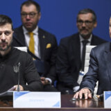 Konferencija o obnovi Ukrajine: Zelenski traži i investicije u energetski sistem i oružje 4