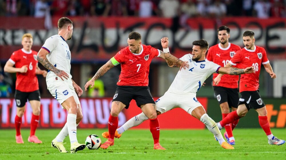 Arnautović postao najstariji kapiten Austrije, ne računajući Polstera u crvenom kabrioletu 1