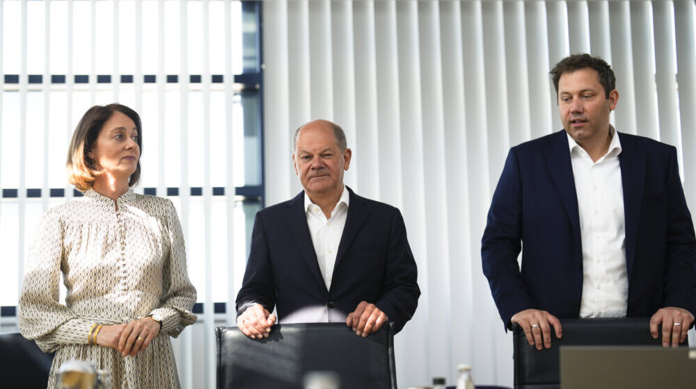 Šolc isključio prevremene parlamentarne izbore u Nemačkoj posle neuspeha na evroizborima 1