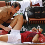 Đoković operisan u Parizu 3