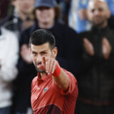 Treća smena: Koji su teniski mečevi završeni u cik zore i gde je tu Đoković, domar Rolan Garosa u noćnom periodu? 10