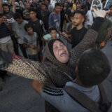 Izraelska vojska napala centralnu Gazu, moguće je da širi ofanzivu 4