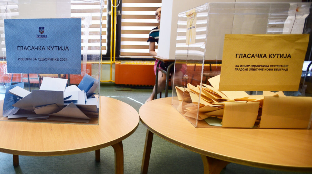 Šta su sve političari poručili tokom glasanja 1