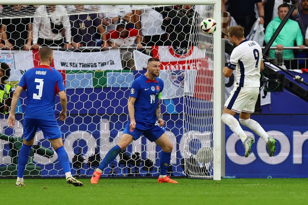 Ekskalibur Belingema u lavlje srce Slovaka: Makazice koje su udahnule novi život Engleskoj za odlazak u četvrtfinale umesto nazad na Ostrvo 3