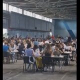 (VIDEO) Kako je izgledao kol centar SNS u Novom Sadu? 4