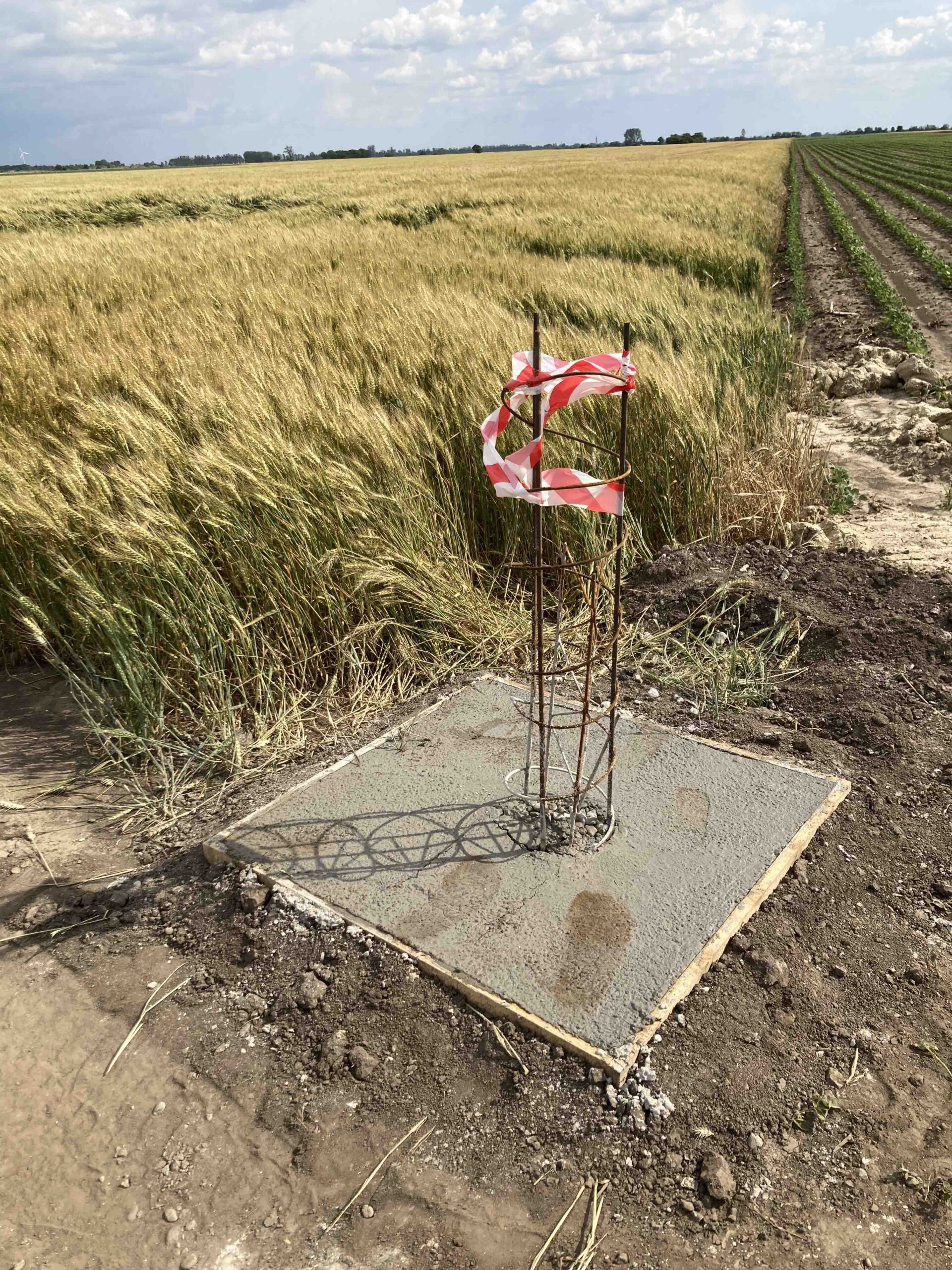 Ulaze na privatne parcele i izvode radove na izgradnji auto-puta, vlasnici nisu ni obavešteni 1