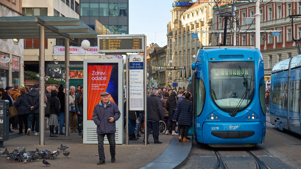 tramvaji Kako se raspolaže državnim parama: Turska Bozankaja prodaje tramvaje Temišvaru za dva miliona, a Beogradu za tri miliona evra 2