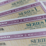 "Bolje od direktnog uzimanja kredita, što država sve više praktikuje": Srbija emituje nove obveznice, zadužuje se za još pola milijarde evra 6