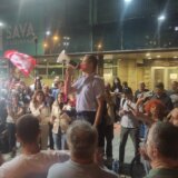 (VIDEO)U toku je protest u Novom Sadu, opozicija saopštava rezultate ispred Sajma 9