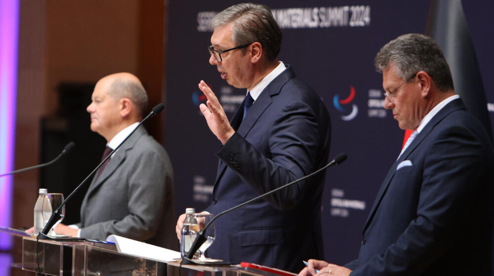 Šta piše britanski Miror o poseti Šolca: Sve veća autokratija Vučića, litijum treba i Nemačkoj i EU 1