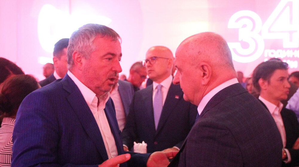 Bajatović i devetorica na minimalcu 1