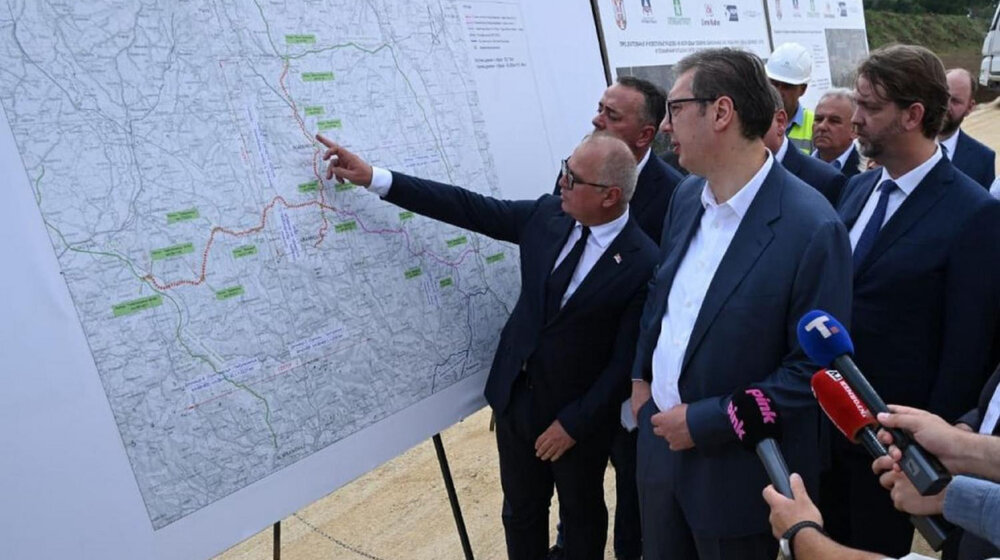 Kao kiša oko Kragujevca: Za kada Vučić najavljuje završetak obilaznice? 1