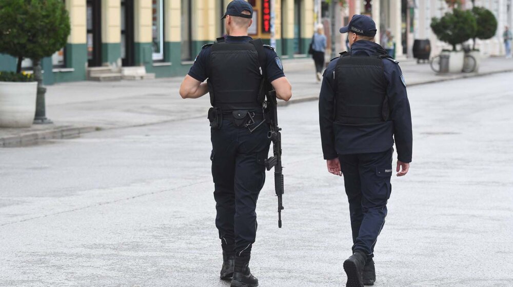 Ivica Dačić doneo odluku o ukidanju crvenog nivoa bezbednosnih pretnji od terorizma 1