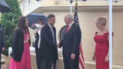 1000019397 (FOTO) Kristofer Hil na prijemu u ambasadi: SAD žele da budu uz Srbiju i sa drugim partnerima 16