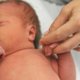 Toplotni talas i zdravlje: Pojedina porodilišta u Srbiji bez klime, uslovi „kao u rerni" 11