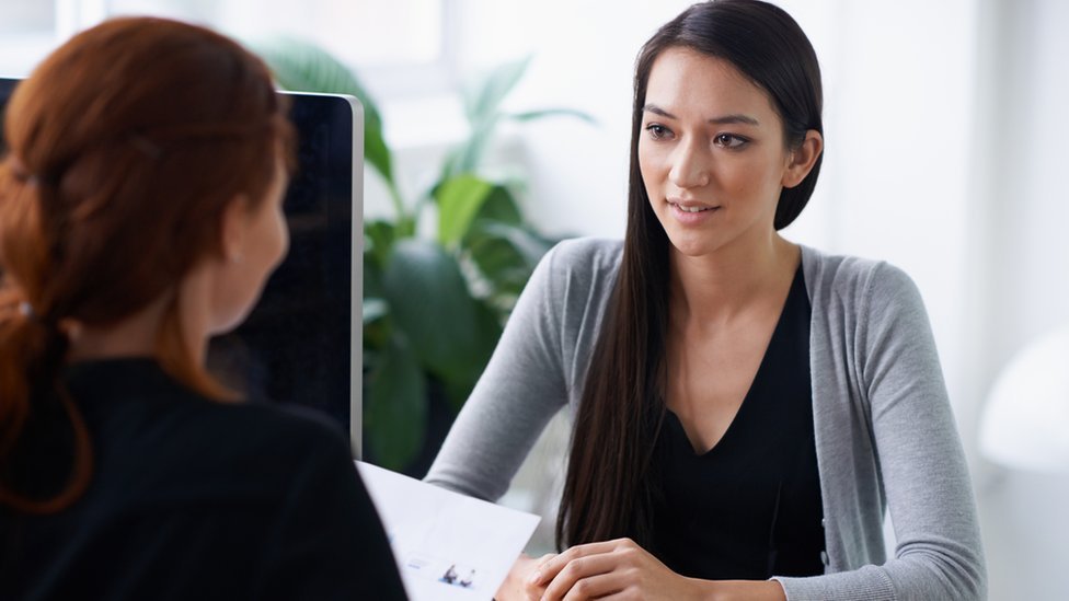 Karijera: Šta je 'Pasoš kompetencija' i kako pomaže u poslovnom životu 7 dve žene razgovaraju