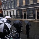 "Težak poraz za konzervativce, ali tu su i talasi uzbune za laburiste": Politico analizira rezultate izbora u Britaniji 4