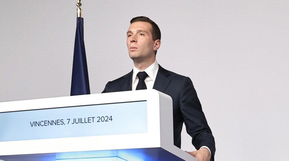 Predsednik desničarskog Nacionalnog okupljanja: "Imamo istorijski rezultat, Makron kriv za nestabilnost" (VIDEO) 1