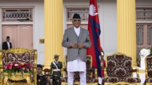 Nepalski premijer Šarma Oli podneo je ostavku nakon eskalacije protesta protiv korupcije - do sada su danas najmanje dve osobe poginule.