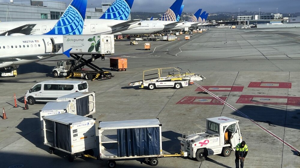 Prizemljeni avioni, otežane telekomunikacije, kvarovi u bankama, bolnicama...: Šta se događa u svetu jutros? 1