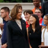 Ovo je najbolji način da se skrene pažnja na Trampov autoritarizam: Kakvu politiku savetuje bivša saradnica Kamale Haris? 10