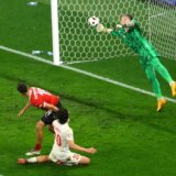 Euro 2024: „Najbolja golmanska odbrana koju sam video u životu", komentari o turskom čuvaru mreže Mertu Gunoku 8