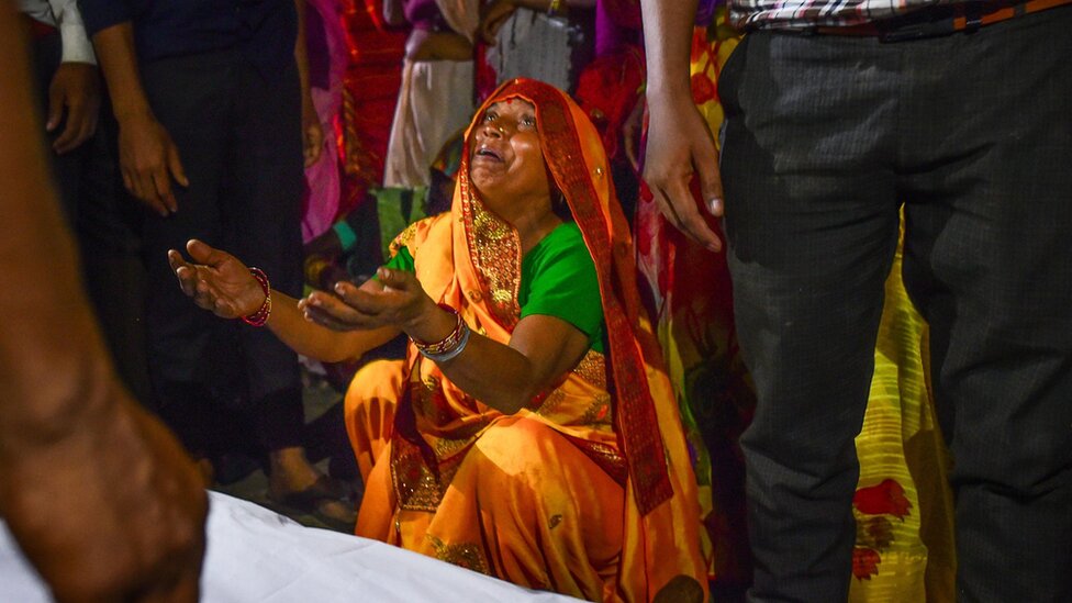 Kako dolazi do haosa i jurnjava na velikim skupovima i zašto u njima stradaju ljudi 1 Indija