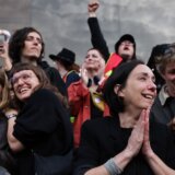 Izbori u Francuskoj: Neočekivan obrt, levica osvojila većinu, desnica poražena 7