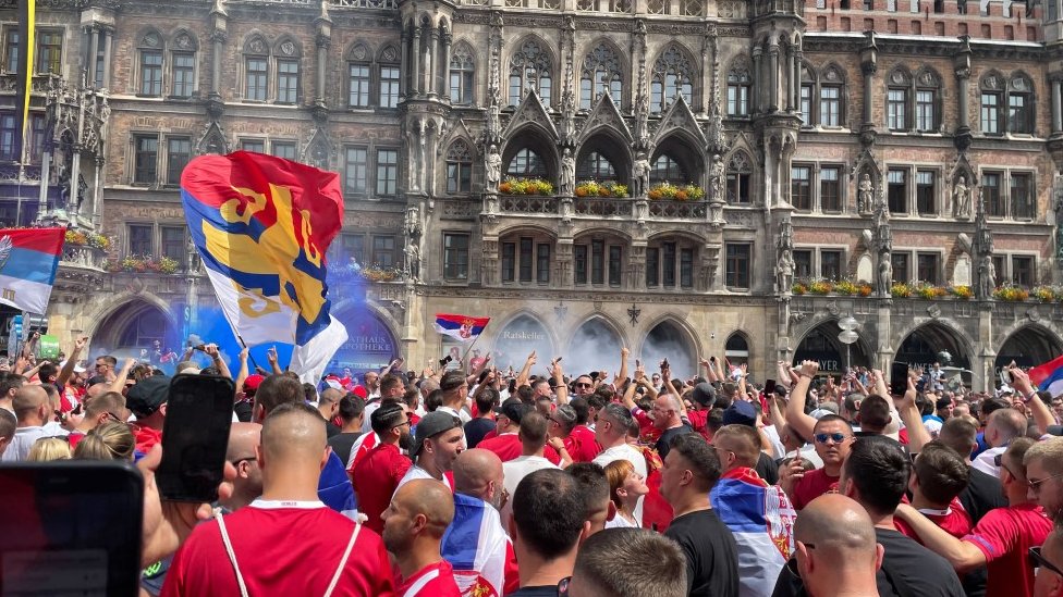 Euro 2024: Španija protiv Engleske za titulu i uspomene BBC Selektorske komisije 5 srpski navijači