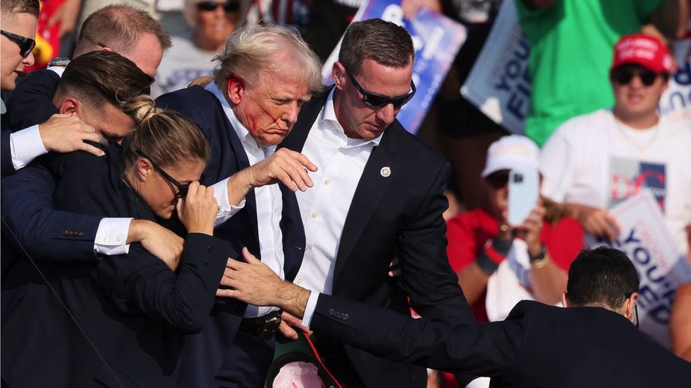 Predsednički izbori u Americi 2024: Tramp posle pokušaja atentata poziva Amerikance da budu 'ujedinjeni', otkriveni detalji o napadaču 2 tramp