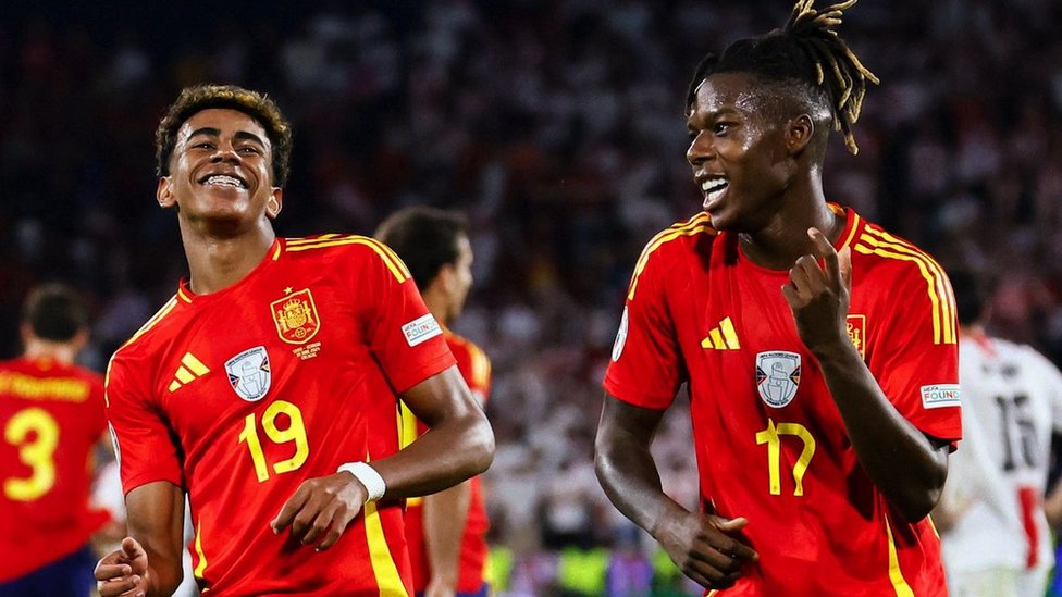 Lamin Jamal i Niko Vilijams: Priča o deci migranata koja su postala španske superzvezde 1 Lamin Džamal i Niko Vilijams su zvezde španskog tima