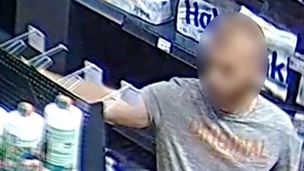 Francuska: Uhapšen Srbin osumnjičen za ubistvo bivšeg dizajnera Rols-rojsa 1 Srbin, Nemačka, ubistvo