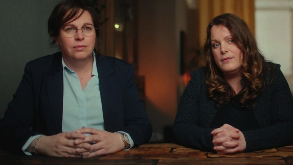 Davalac sperme koji ima najmanje 500 dece: „Netfliksova serija o meni je obmana" 2 Roditelji koji su dobili dete uz pomoć Majerove sperme