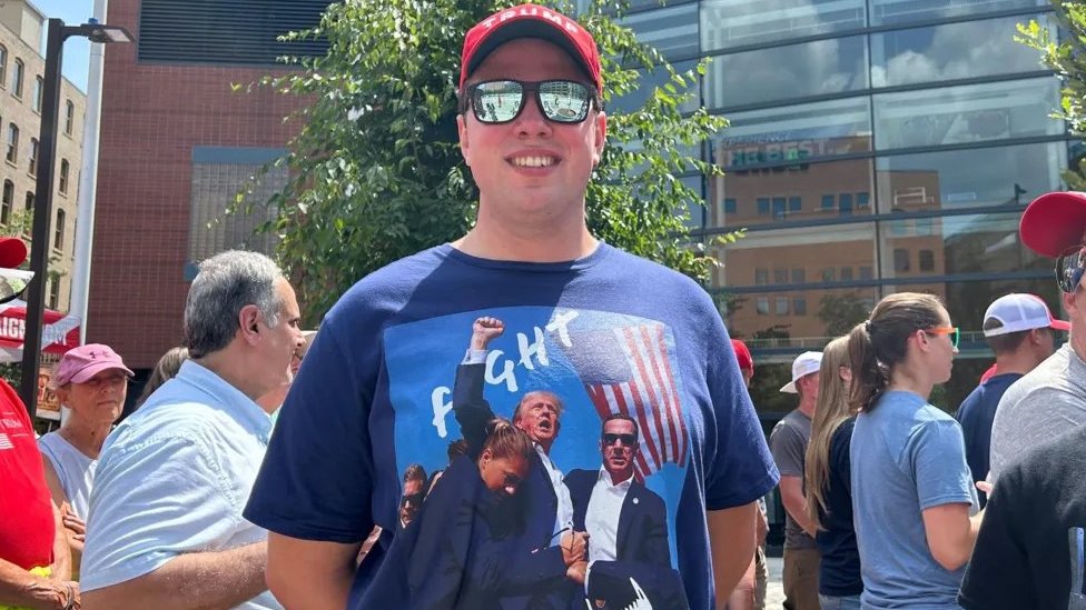 Izbori u Americi 2024: „Primio sam metak u ime demokratije", izjavio Tramp 4 Tramp, pristalice Trampa