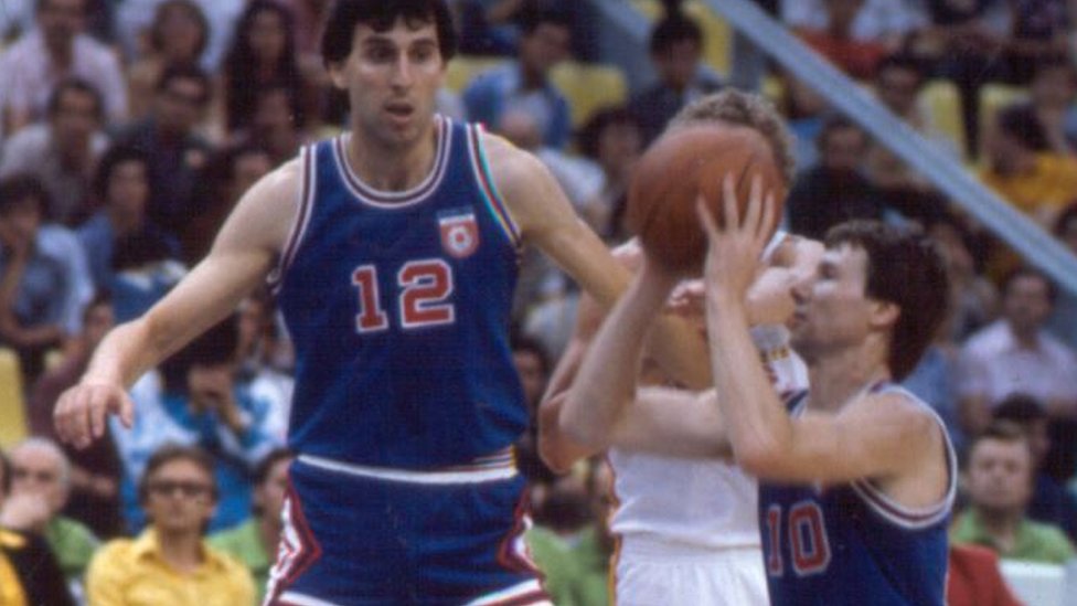 Košarka: Jedino olimpijsko zlato kao kruna „poslednje romantičarske generacije“ Jugoslavije 3 Zoran Slavnić i Raša Radovanović
