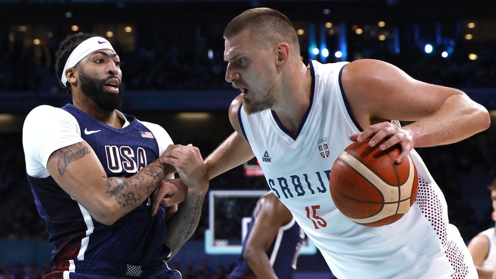 Olimpijske igre u Parizu 2024: Srpski košarkaši ubedljivo poraženi od Amerike, Durent i Džejms nerešiva enigma za orlove 6 Nikola Jokić i Entoni Dejvis