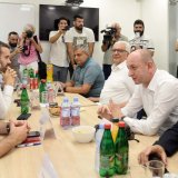 Ministar za urbanizam i prostorno planiranje verbalno napadnut u Budvi (VIDEO) 2