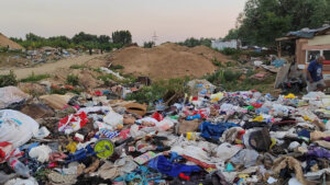 Pokret Kreni-promeni zatražio je danas povlačenje Nacrta zakona o upravljanju otpadom, koji je Ministarstvo zaštite životne sredine uputilo u proceduru, navodeći da predviđa uvoz otpada radi spaljivanja, što postojeći propisi strogo zabranjuju.